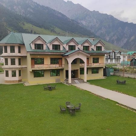 Hotel Sheen Srinagar  Exterior photo